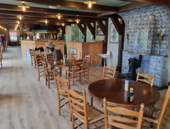 ¡Restaurante de Kraai abierto de nuevo y completamente renovado después de una renovación completa!